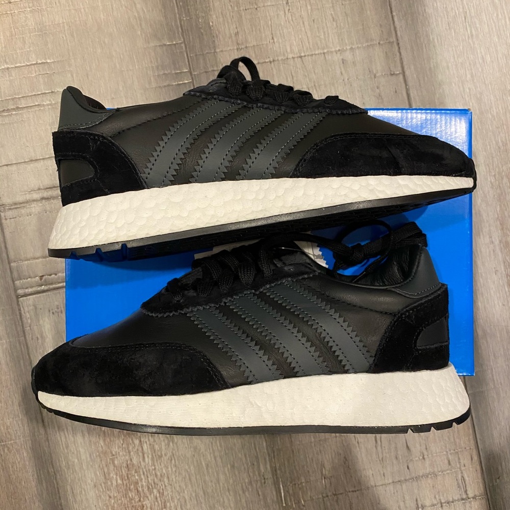 Adidas I-5923 core black white sz 6.5 womens new